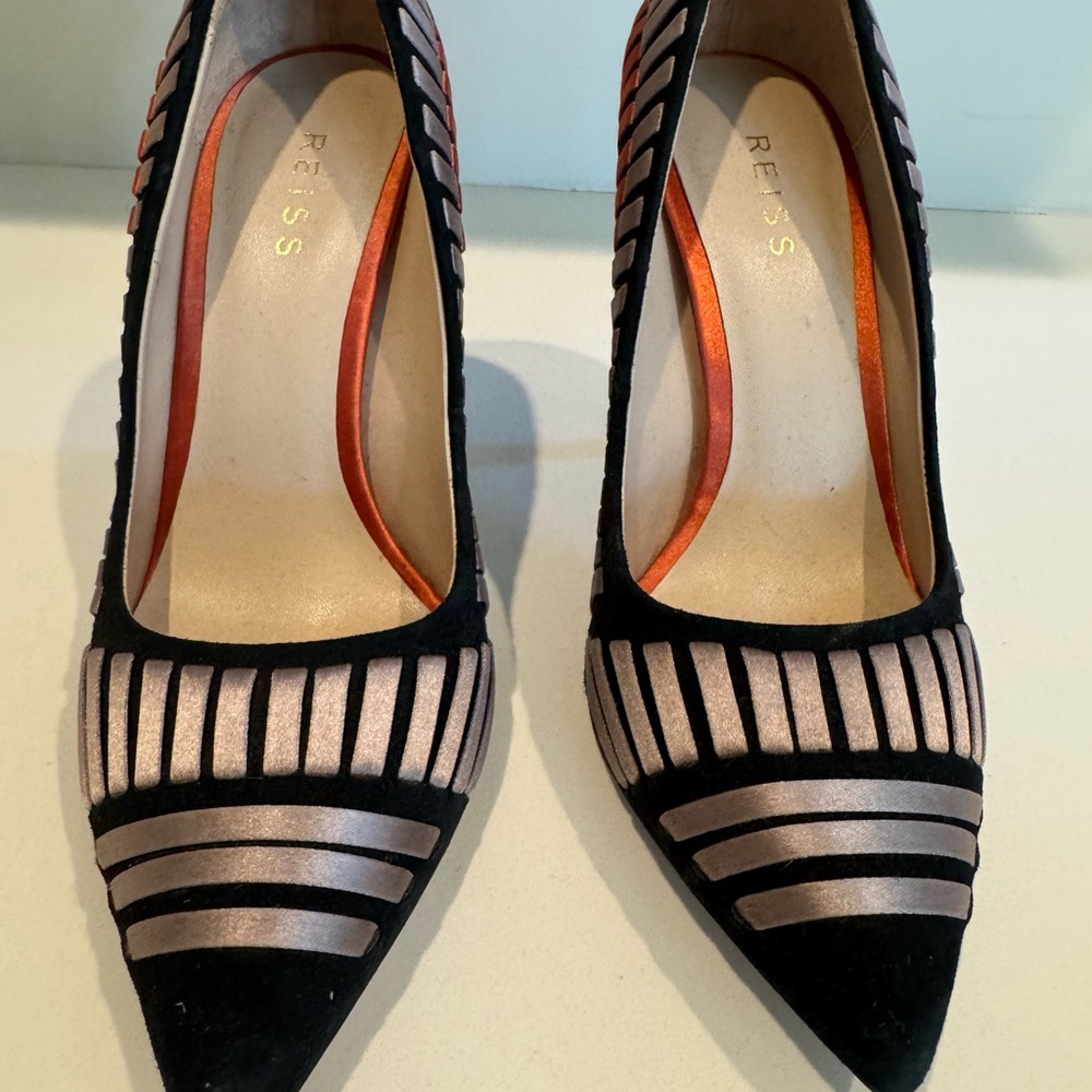 Reiss Heels - Picture 3 of 15